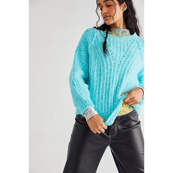NWT Free People Oversized Chunky Aqua Blue Sweater - Picture 3 of 6